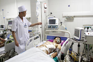 Bệnh viện Đa khoa tỉnh Bắc Giang: Cấp cứu hai ca tai nạn lao động nghiêm trọng