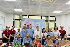 Bệnh viện Đa khoa tỉnh Bắc Giang: Tổ chức gặp mặt, kỷ niệm ngày Quốc tế người cao tuổi (01/10/2022)
